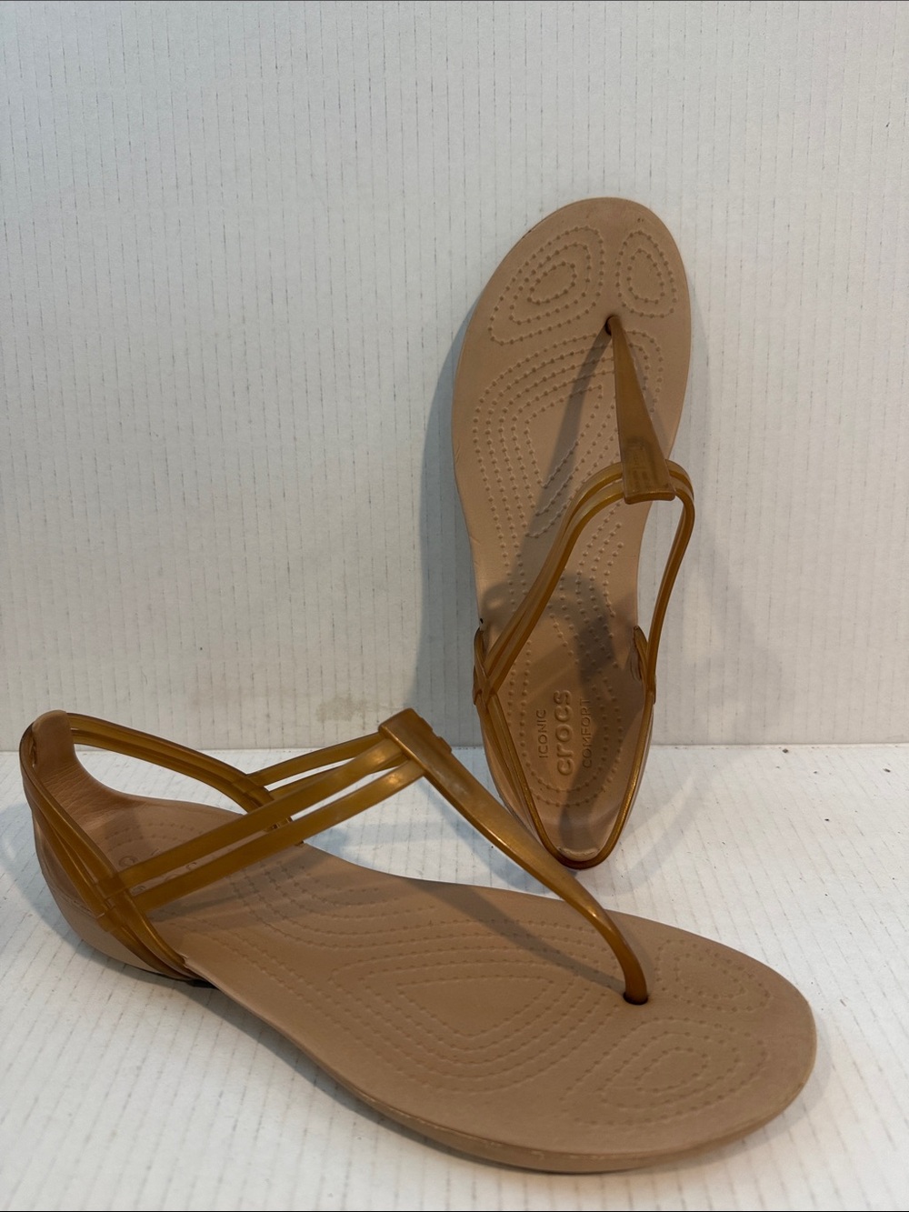 CROCS Isabella T-Strap Women's Tan Jelly Thong Sandals (sz 9)